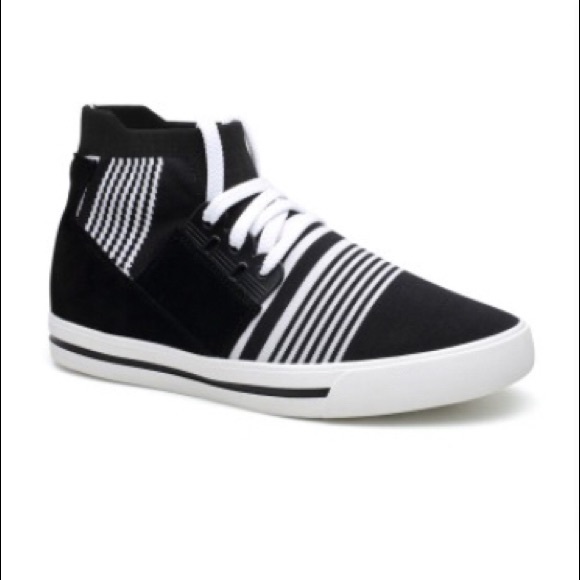 chamaripa Other - Chamaripa men’s elevator pull on sneakers